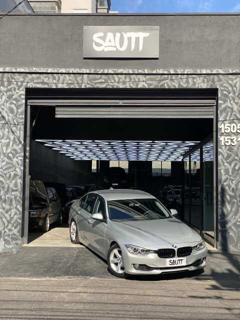 Veículo saindo da oficina da Sautt